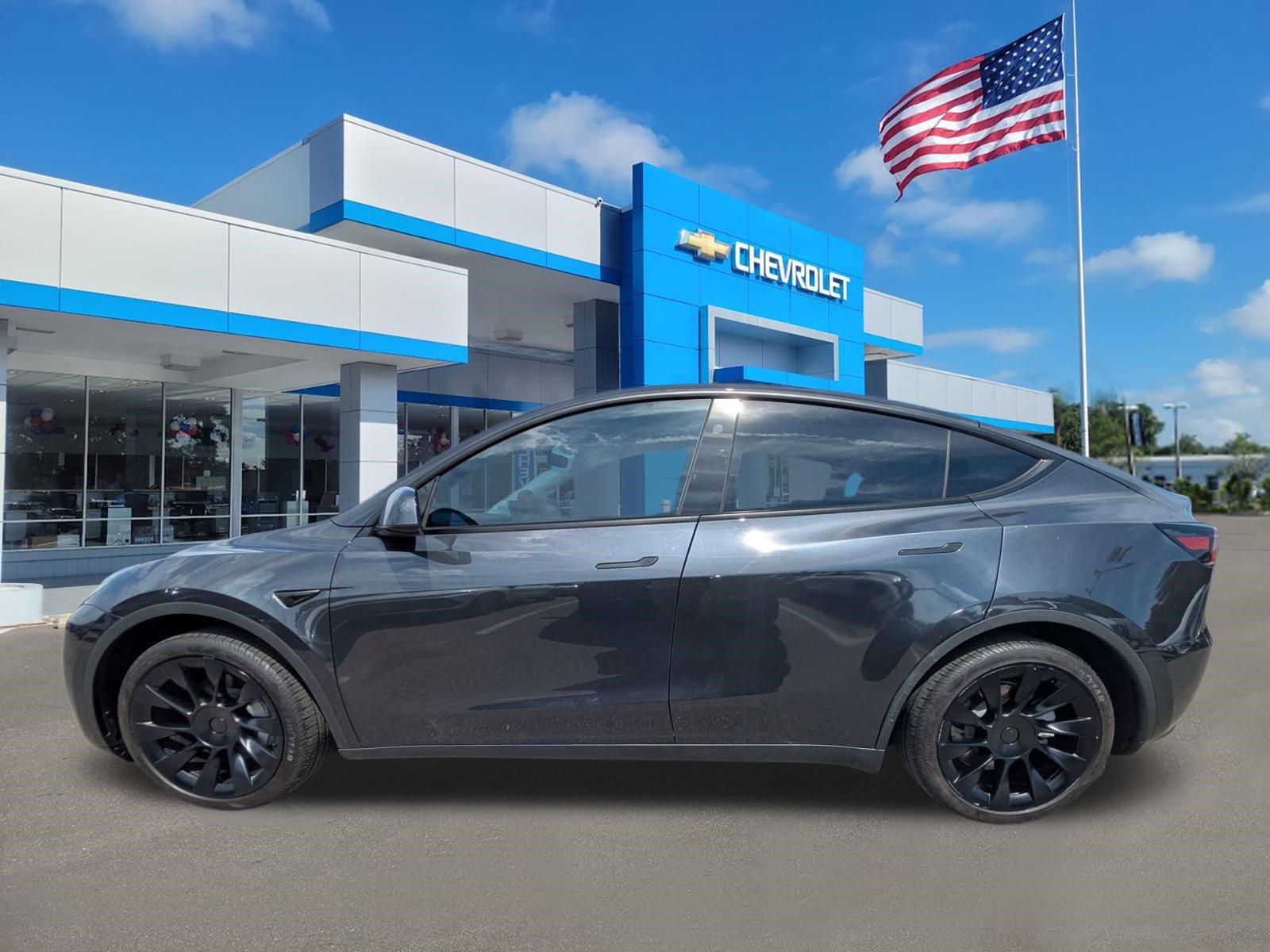 Used 2024 Tesla Model Y 2WD image 6