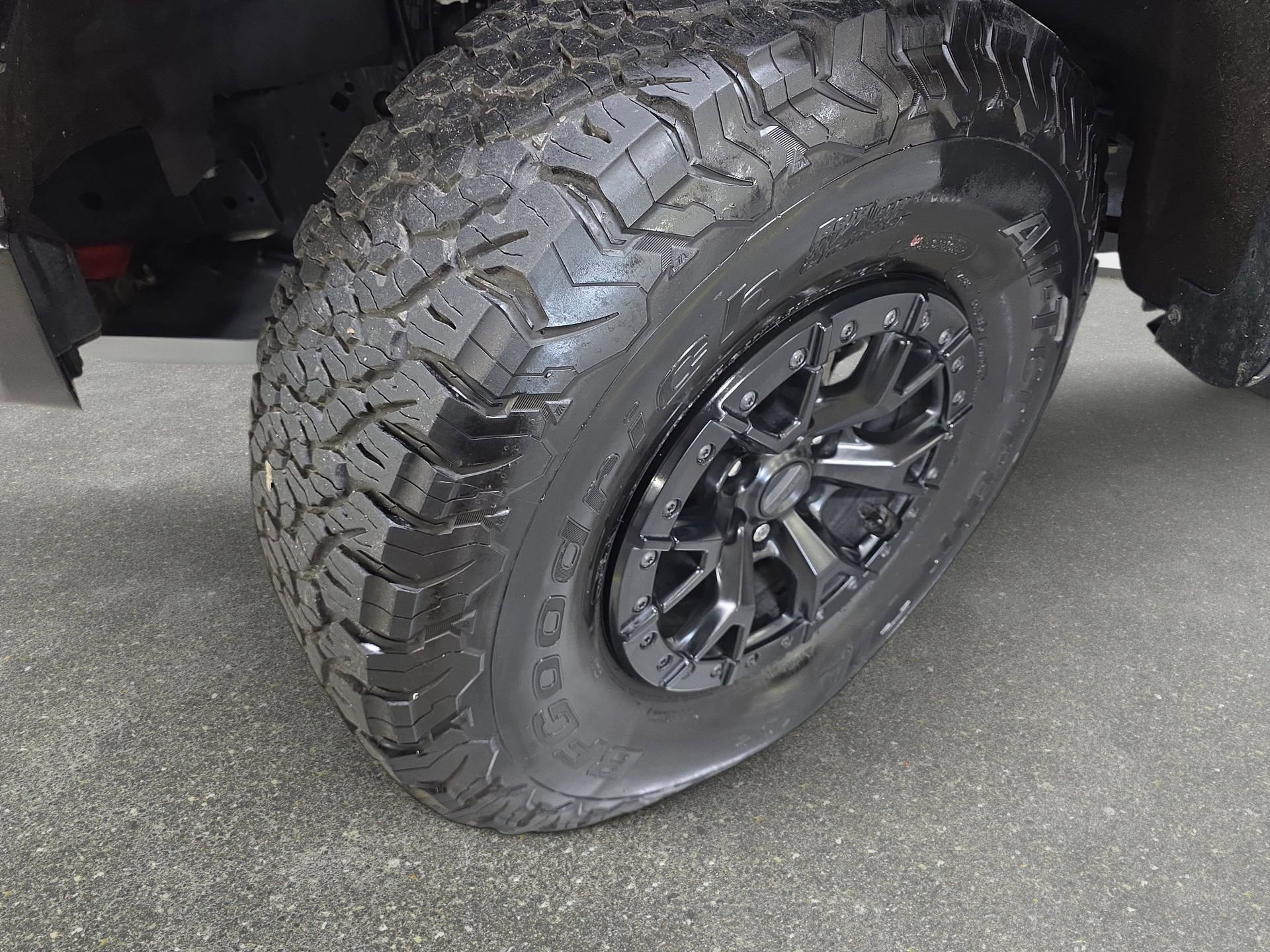 Used 2023 Ford F150 Raptor w/ Equipment Group 802A Raptor R AWD/4WD image 30