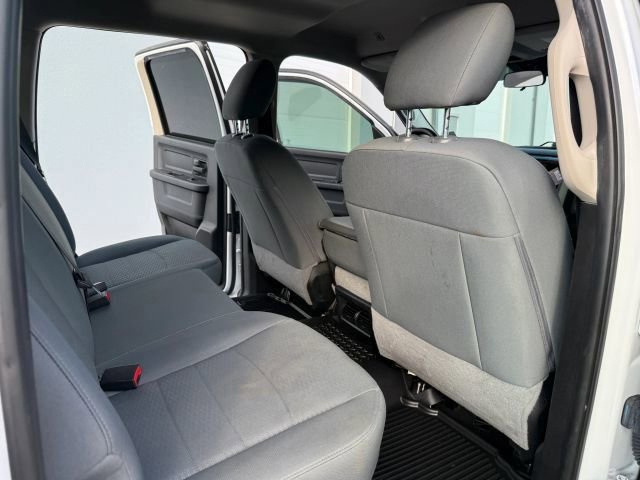 Used 2018 RAM 2500 Tradesman w/ Chrome Appearance Group image 21