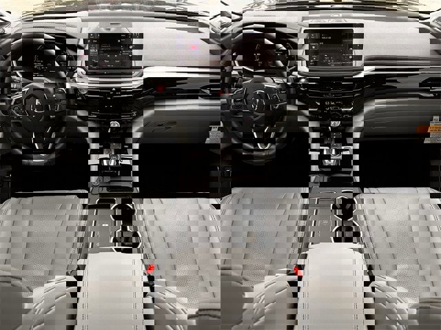 Certified 2025 Acura MDX w/ Technology Package image 11