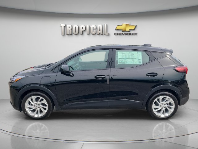 New 2027 Chevrolet Bolt LT FWD image 2