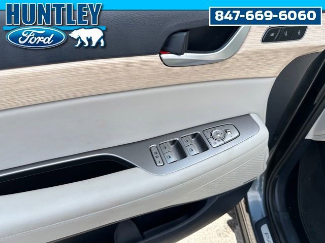 Used 2023 Hyundai Palisade Limited AWD/4WD image 24