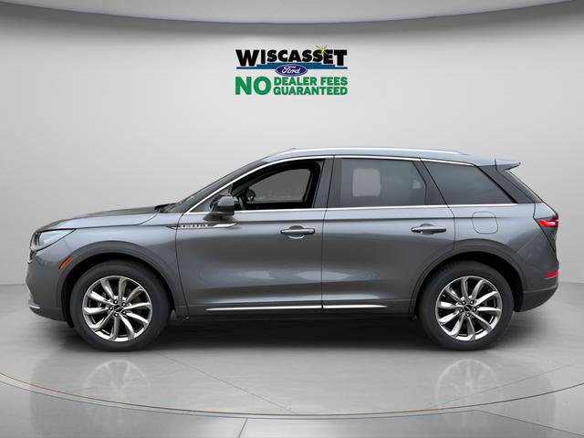 Used 2021 Lincoln Corsair AWD w/ Premium Package image 2
