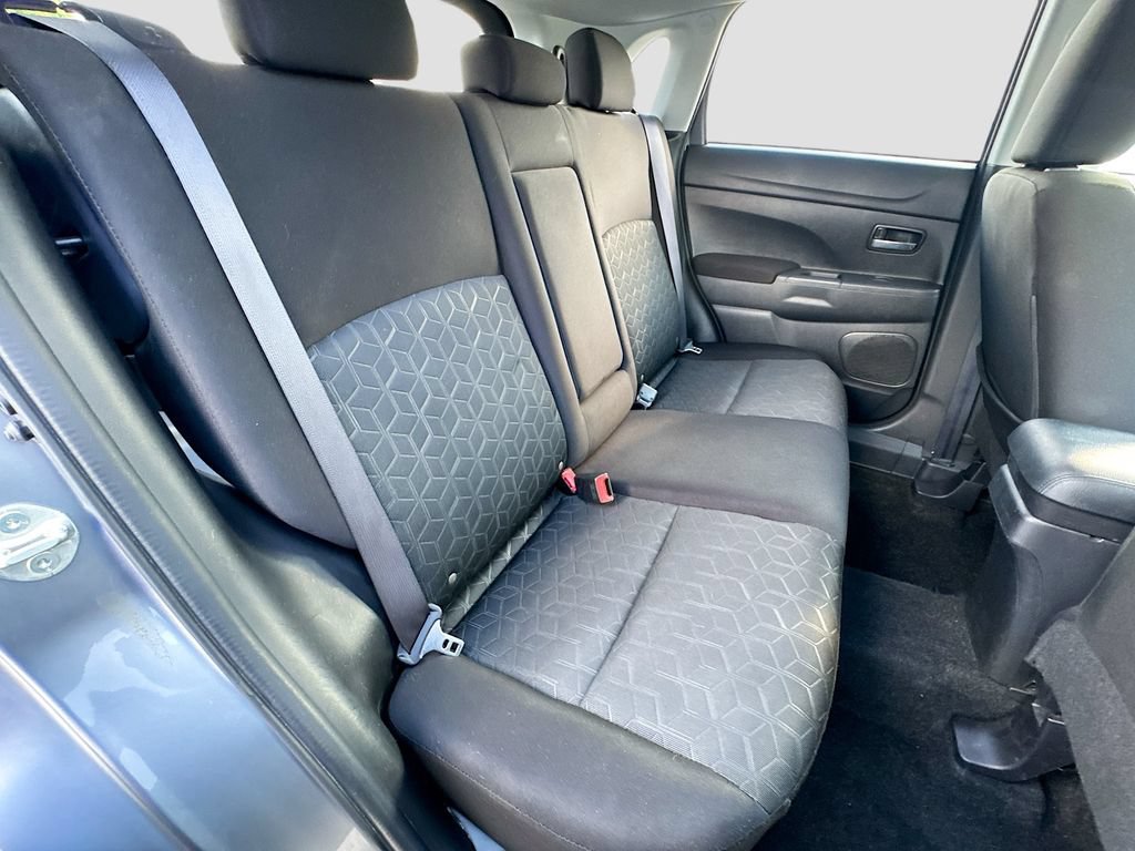 Used 2020 Mitsubishi Outlander Sport ES FWD image 31