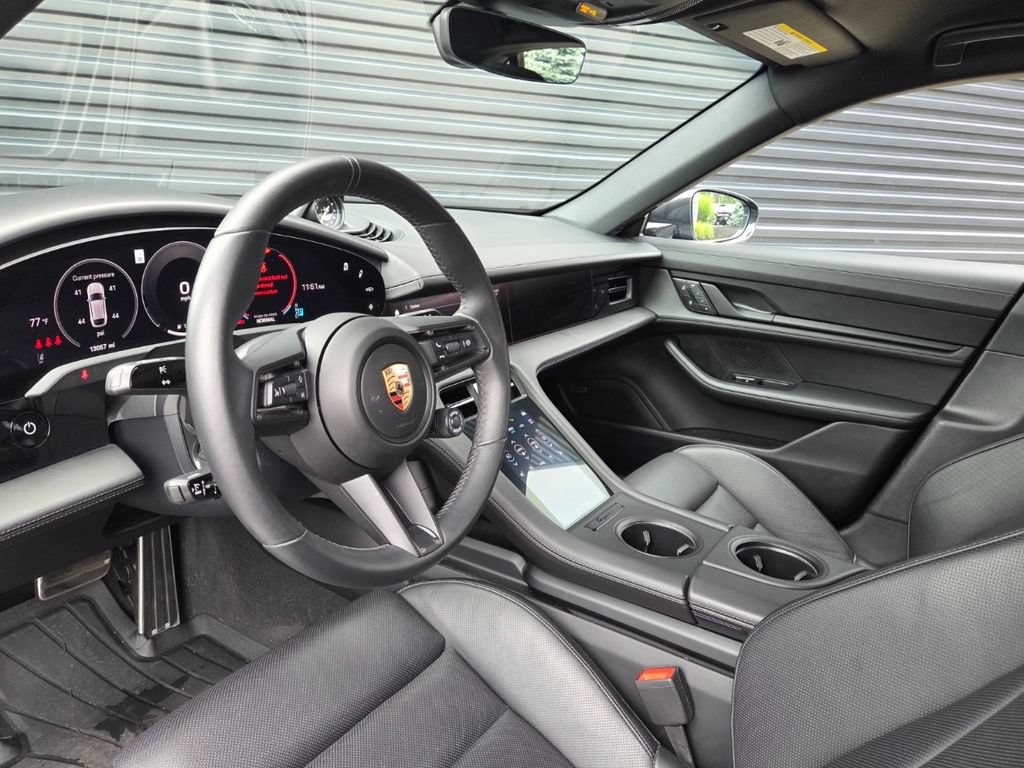 Certified 2025 Porsche Taycan 4S AWD/4WD image 4