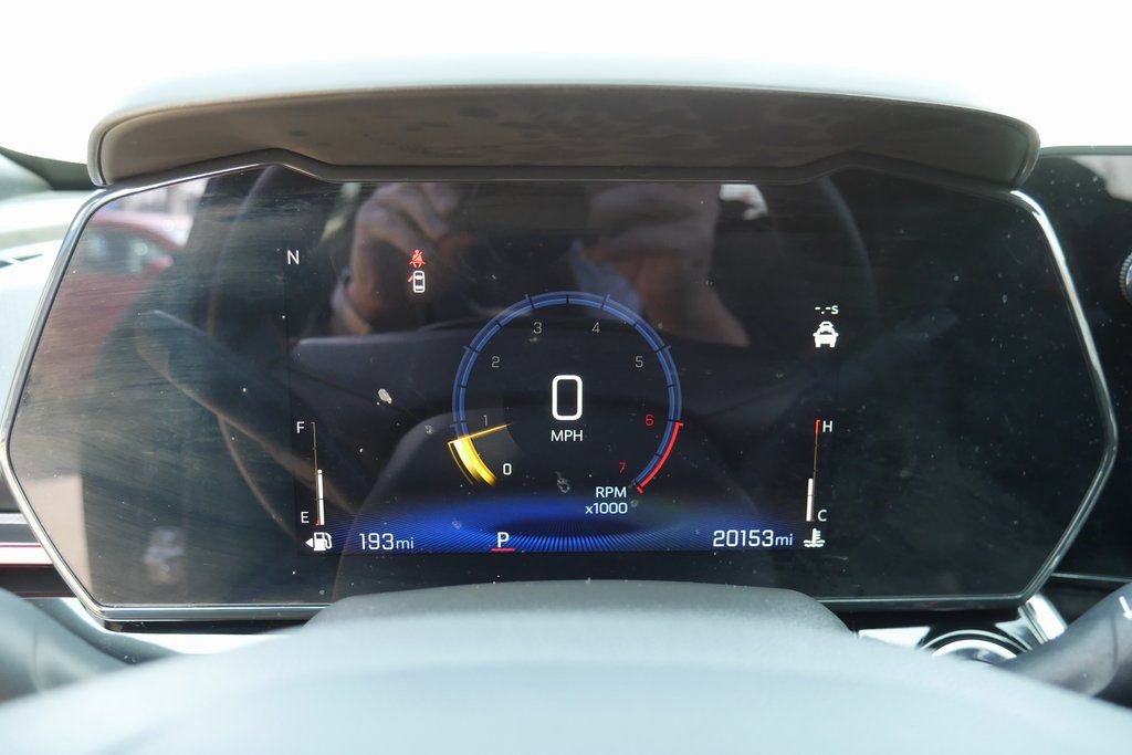 Used 2025 Chevrolet Trax RS image 21