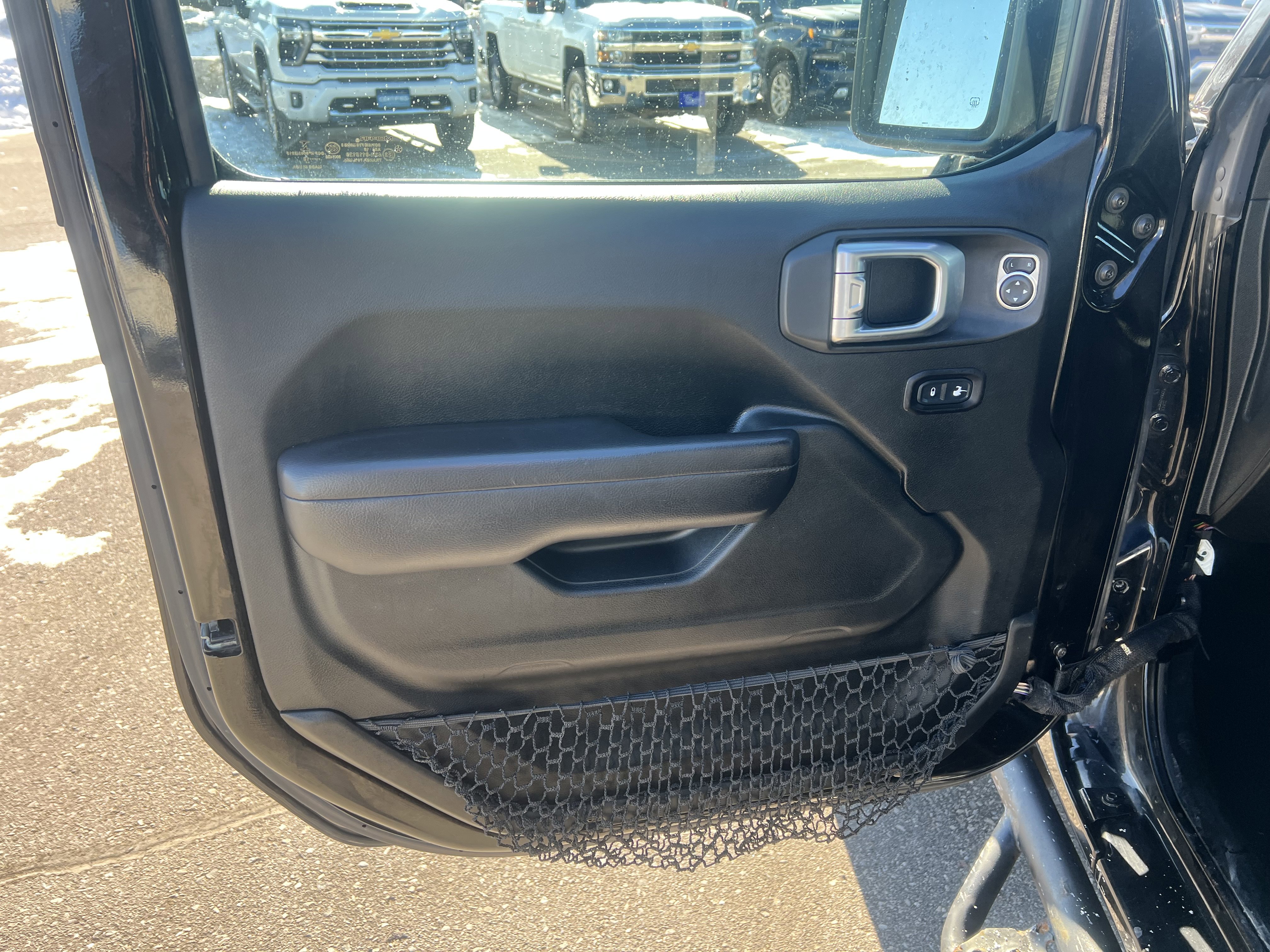 Used 2018 Jeep Wrangler Unlimited Sport S image 15