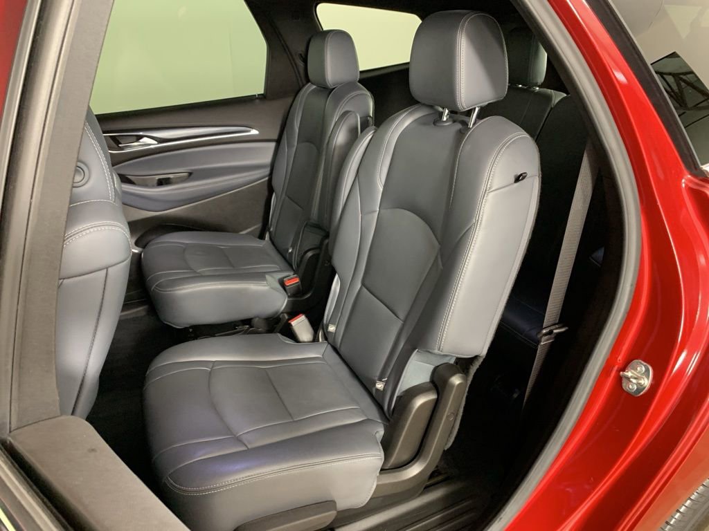 Used 2024 Buick Enclave Premium image 33