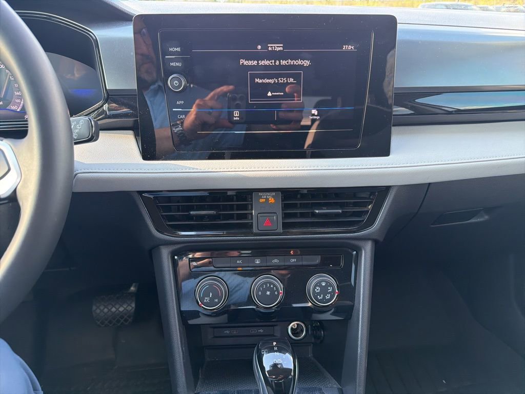 Used 2025 Volkswagen Taos S FWD image 11