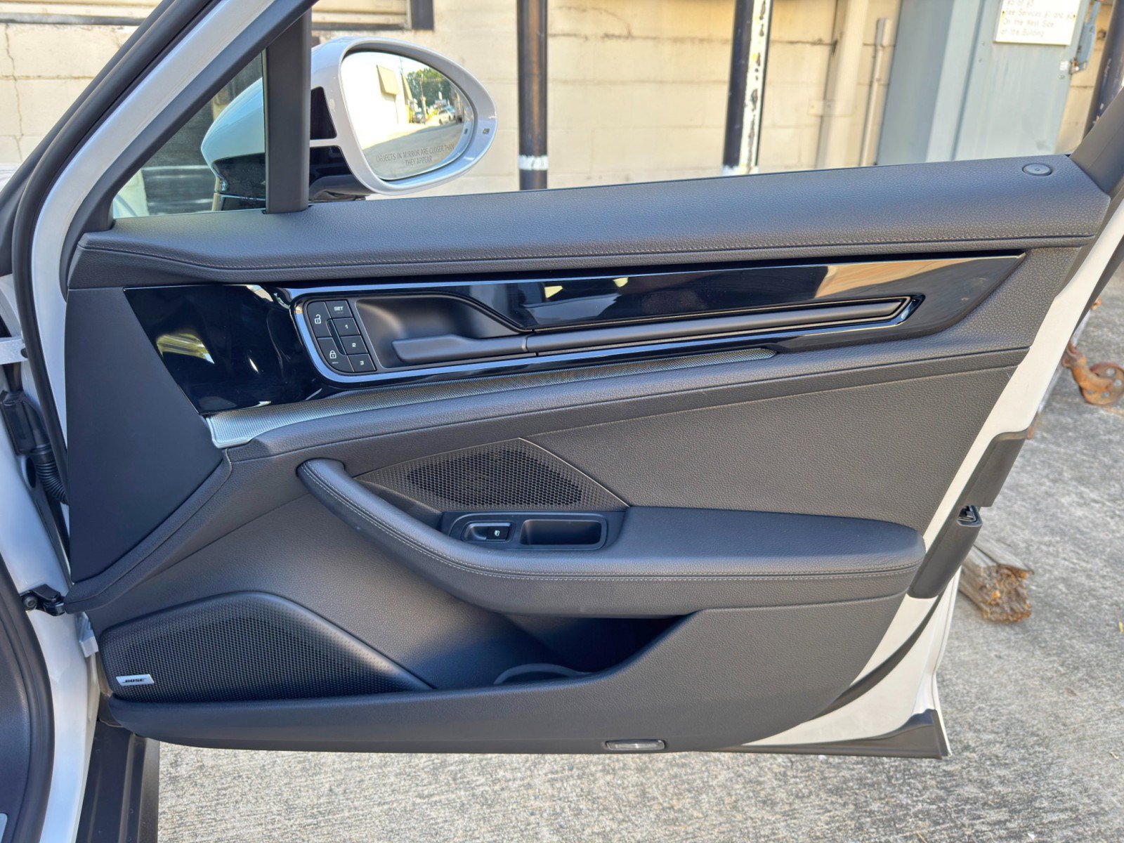 Used 2025 Porsche Panamera w/ Premium Package RWD image 47