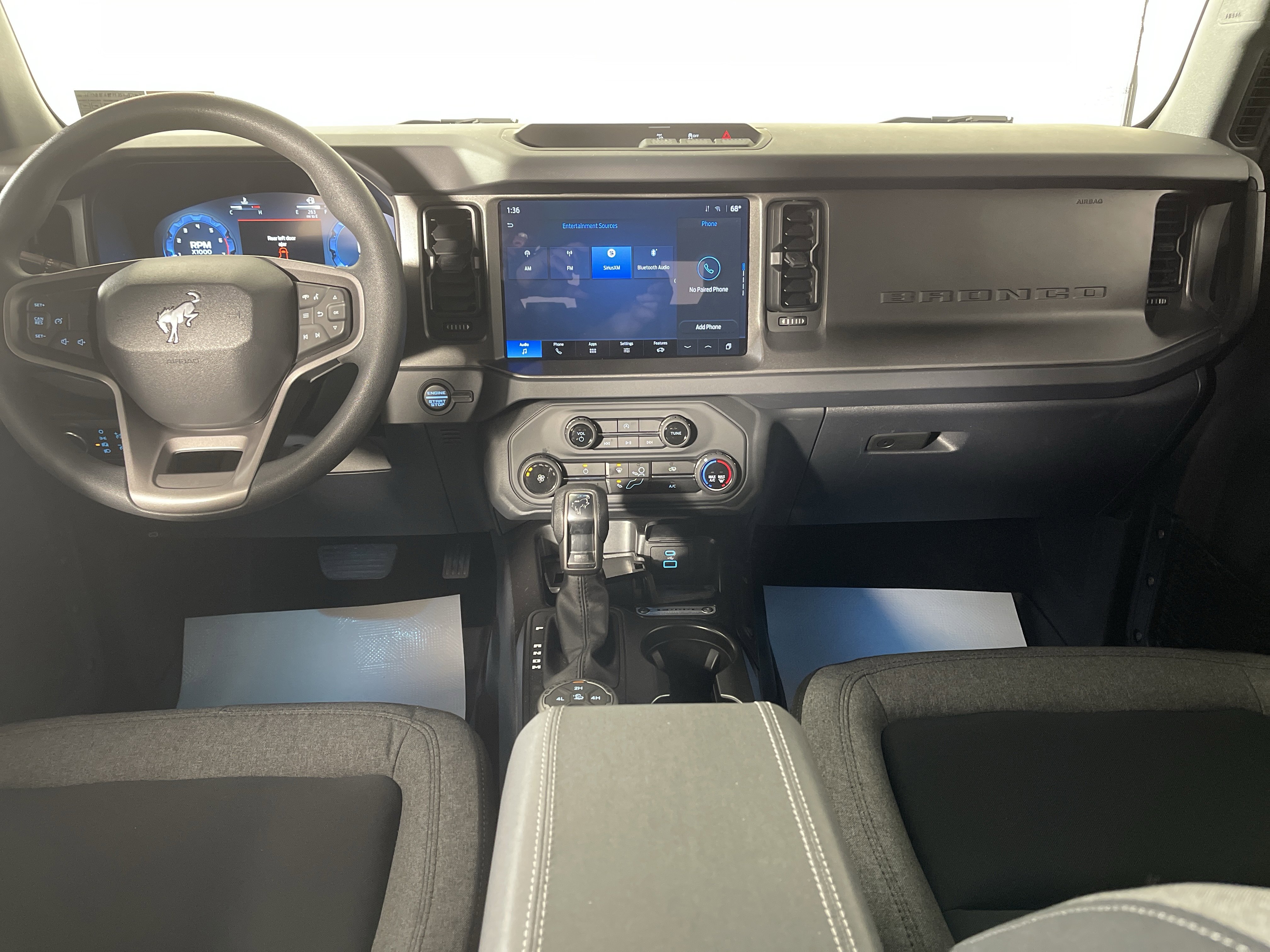 Used 2025 Ford Bronco 4-Door image 13