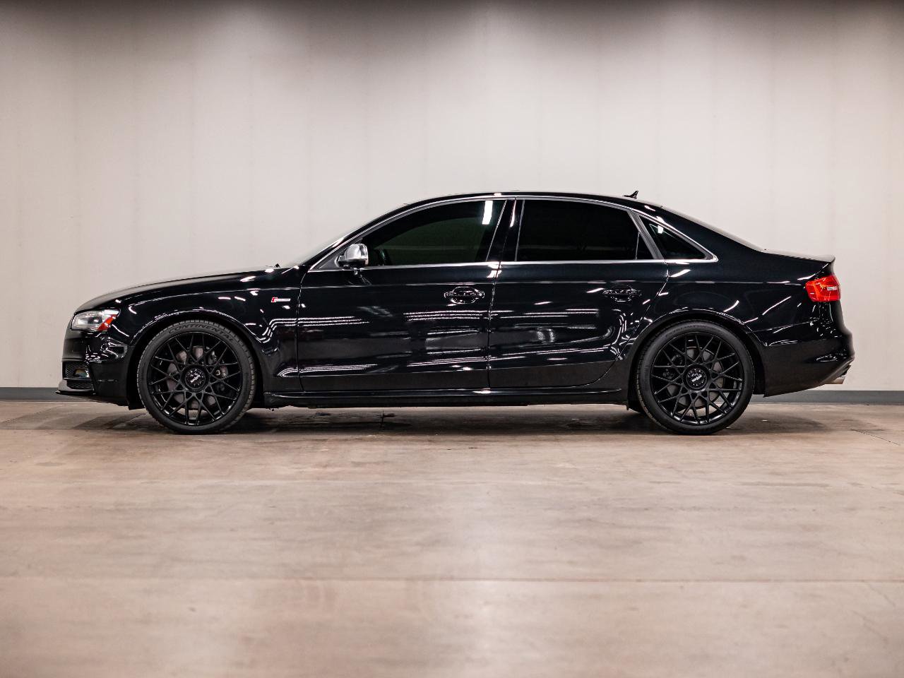 Used 2014 Audi S4 Premium Plus image 2