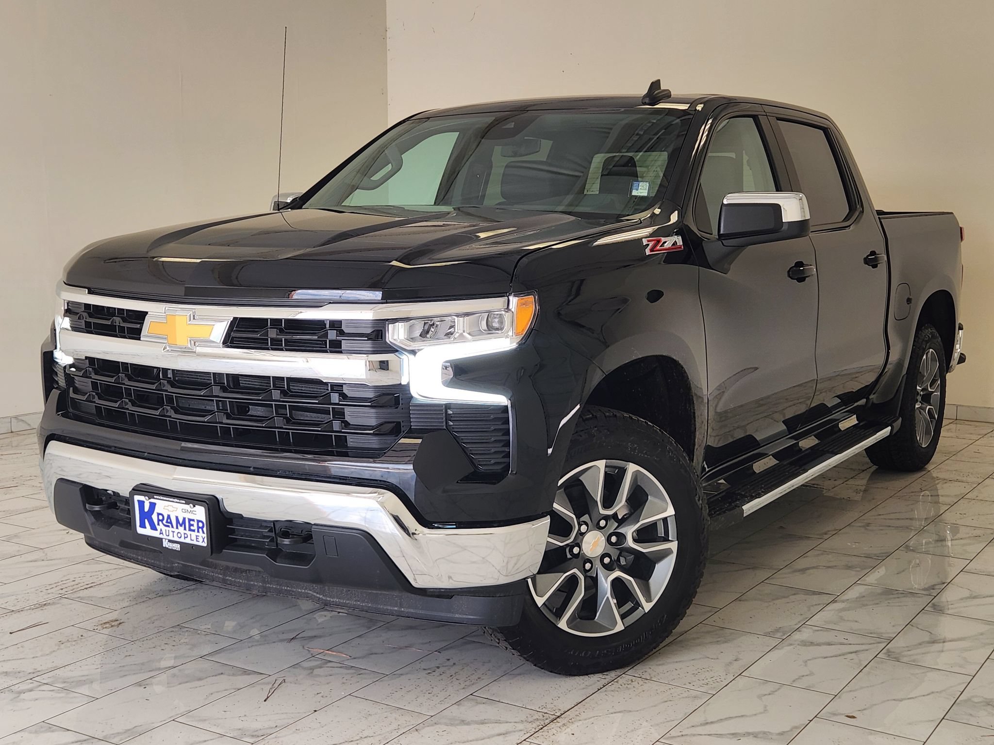 New 2026 Chevrolet Silverado 1500 LT w/ Z71 Off-Road Package AWD/4WD image 1