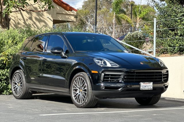 Used 2022 Porsche Cayenne AWD/4WD image 7