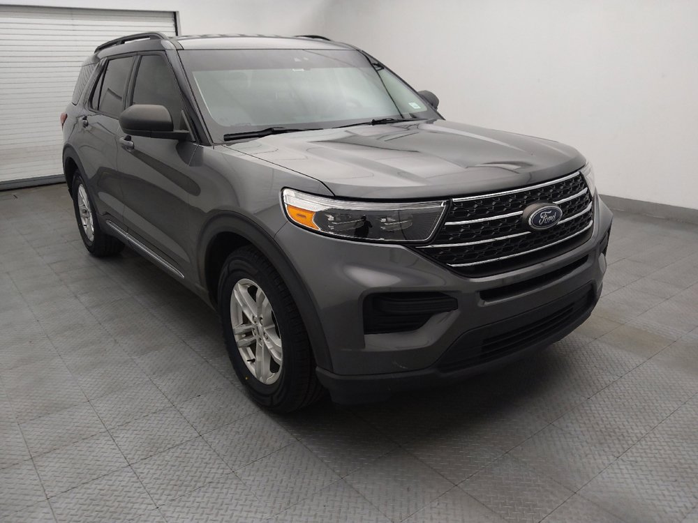 Used 2023 Ford Explorer XLT RWD image 13