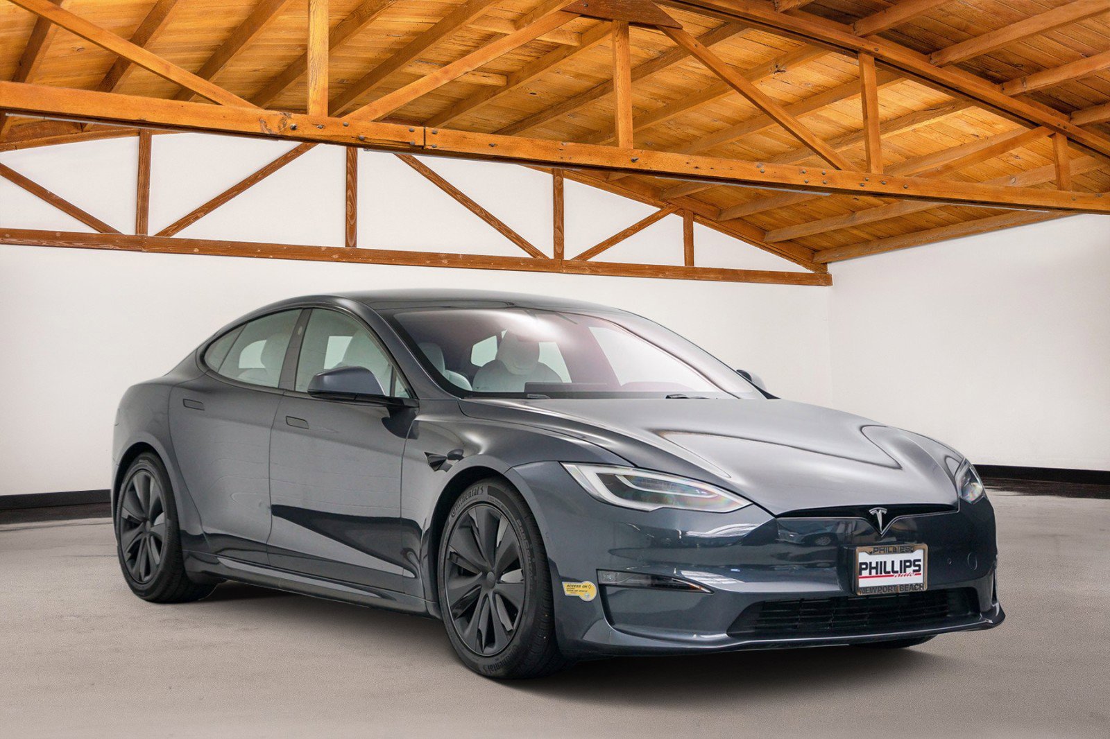 Used 2022 Tesla Model S Standard Range image 7