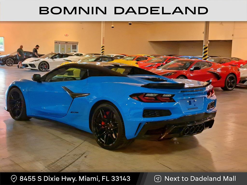 Used 2025 Chevrolet Corvette Z06 w/ Stealth Interior Trim Package image 3