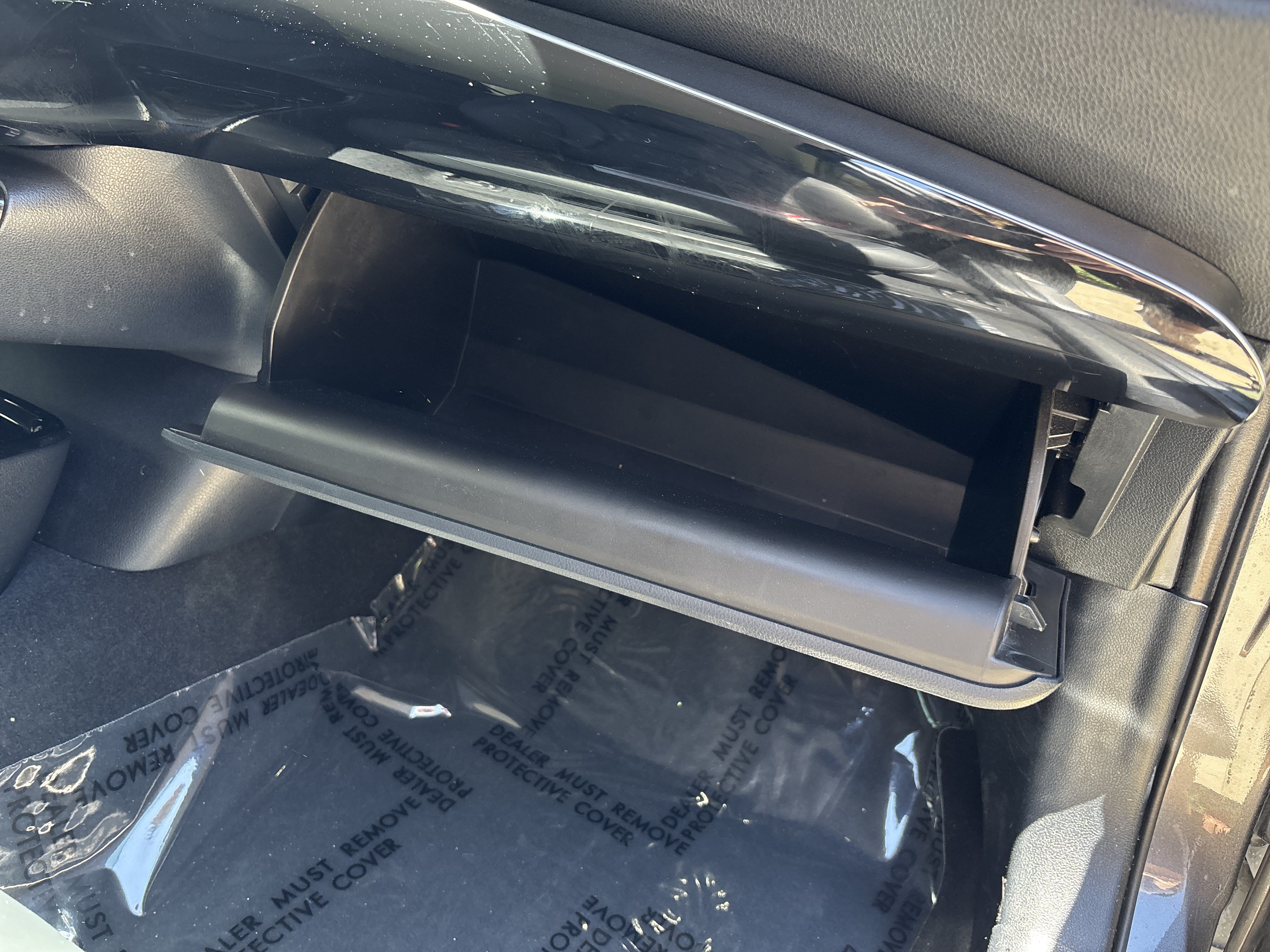 Used 2019 Toyota Prius XLE FWD image 27