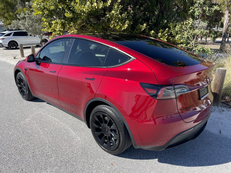 Used 2024 Tesla Model Y Long Range image 29