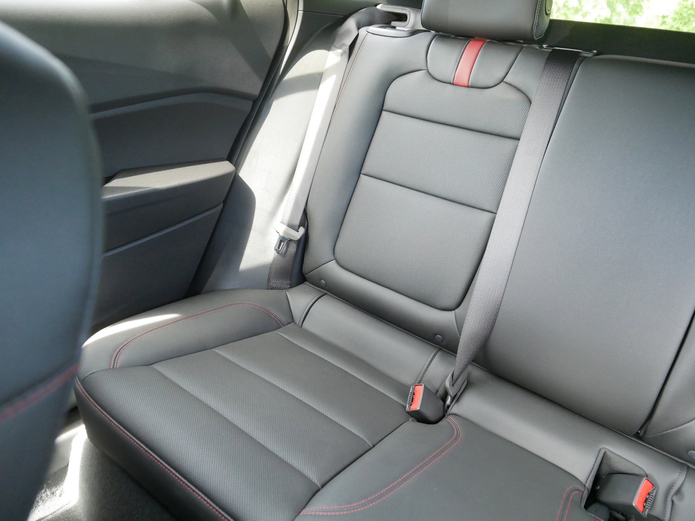Used 2025 Chevrolet Trax RS w/ Driver Confidence Package FWD image 12