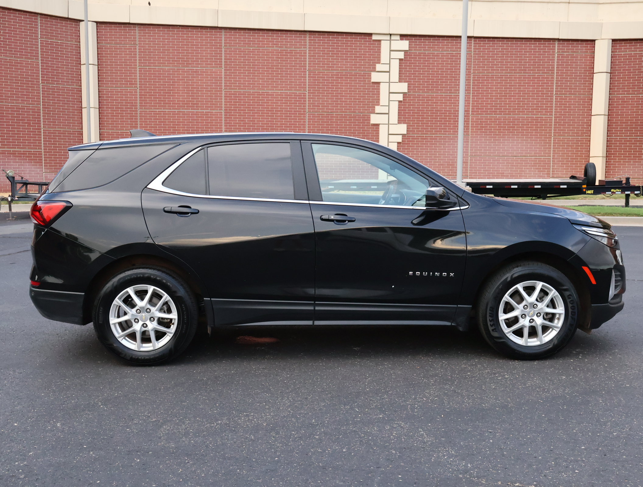 Used 2022 Chevrolet Equinox LT FWD image 31