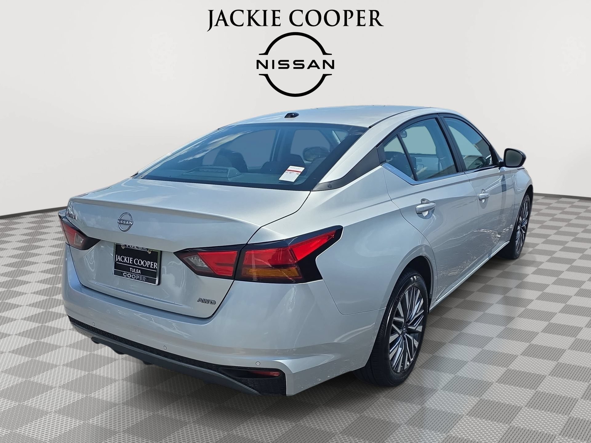 Used 2026 Nissan Altima 2.5 SV AWD/4WD image 5