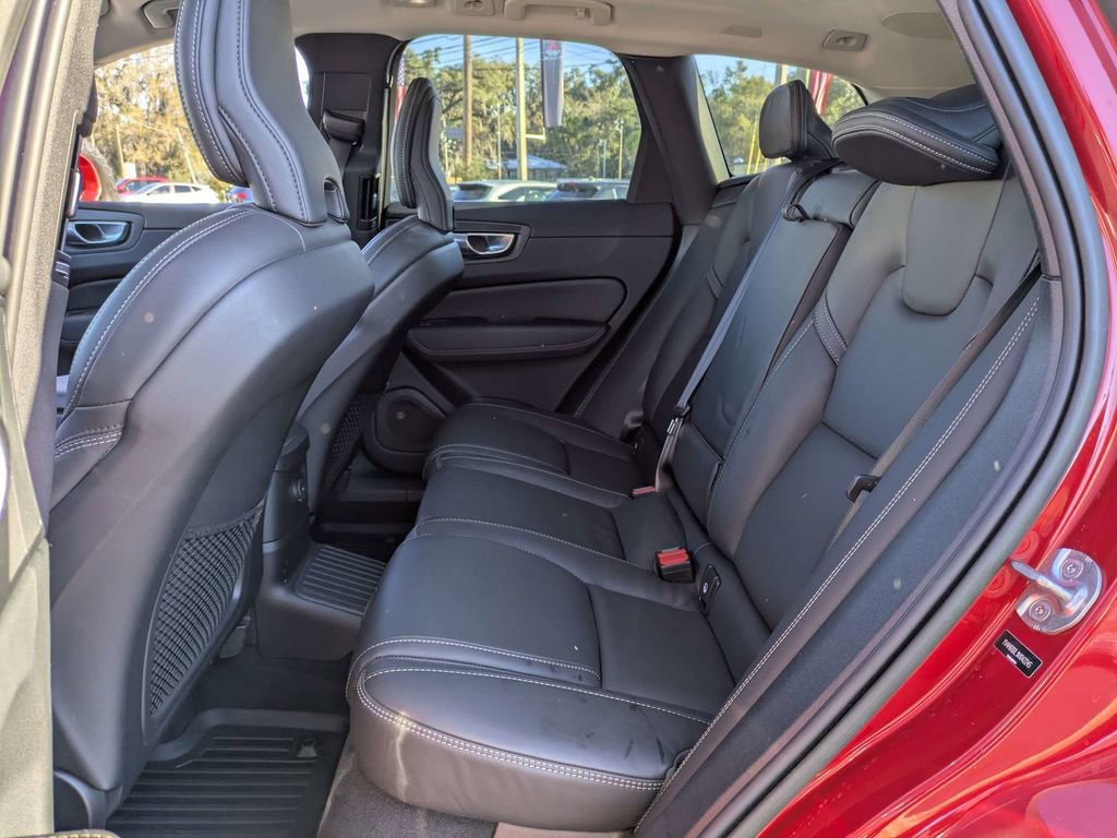 Used 2022 Volvo XC60 T8 Inscription w/ Advanced Package image 15