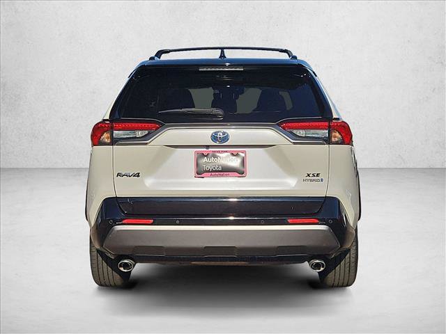 Used 2020 Toyota RAV4 XSE AWD/4WD image 8