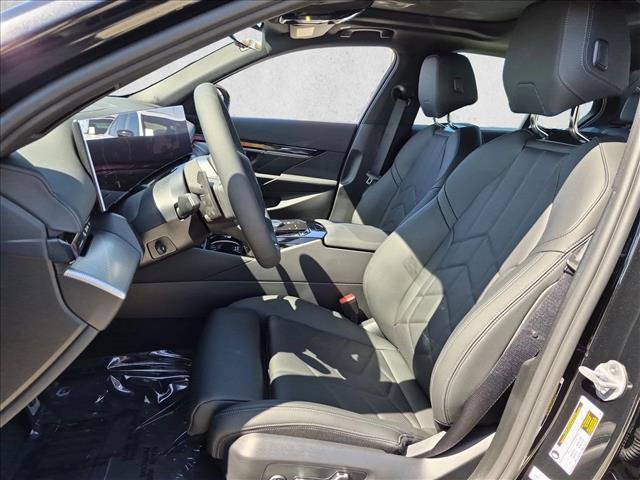 New 2027 BMW 530i w/ M Sport Package RWD image 4
