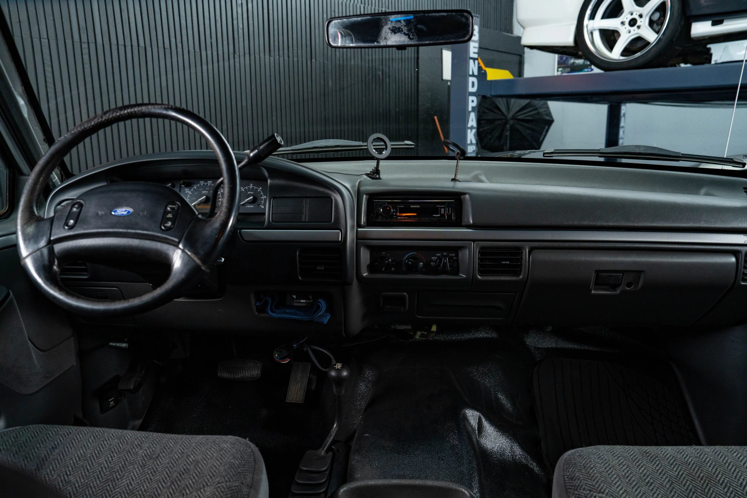 Used 1993 Ford F250 4x4 SuperCab image 23