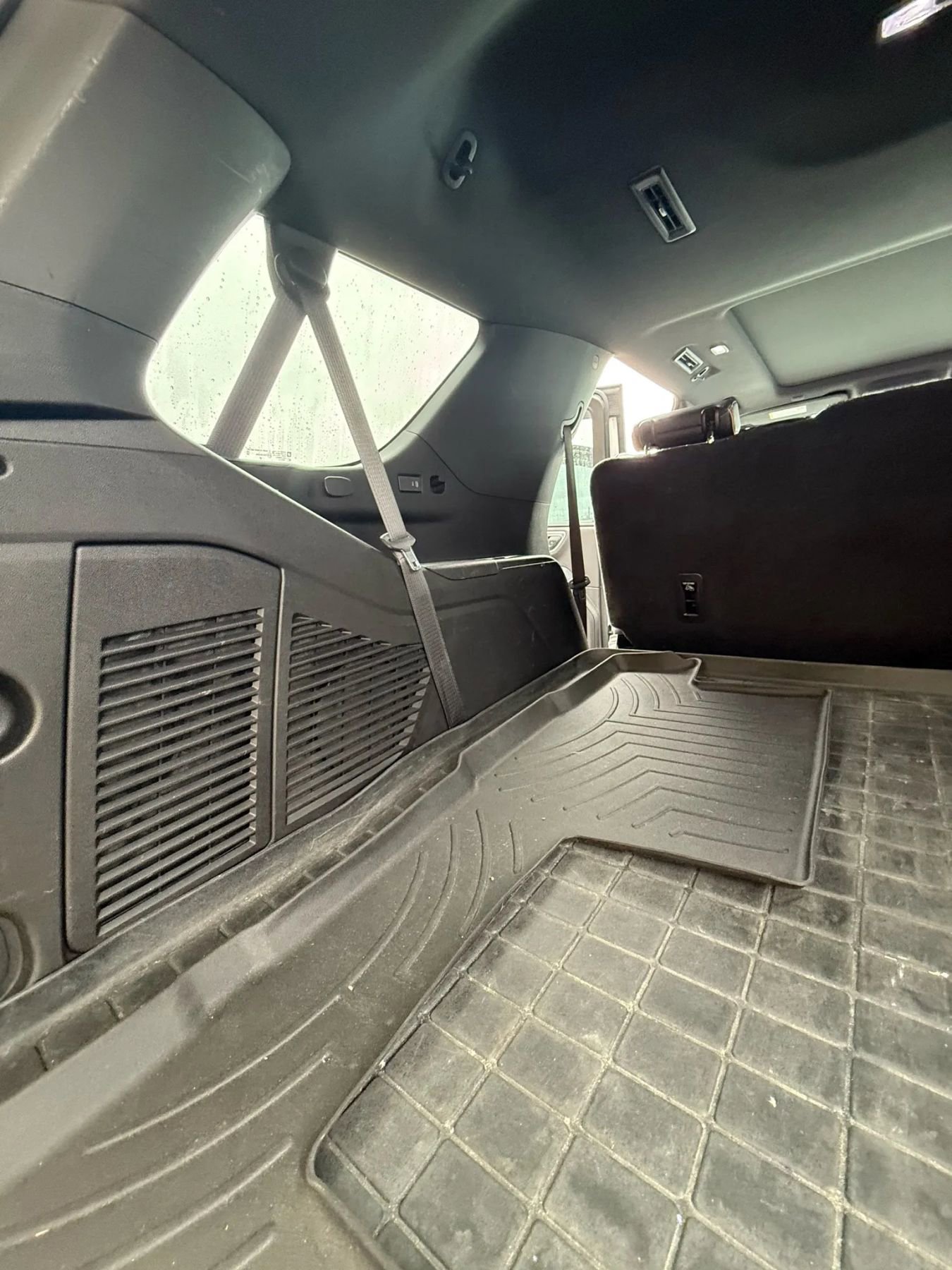 Used 2021 GMC Yukon AT4 w/ AT4 Premium Package image 44