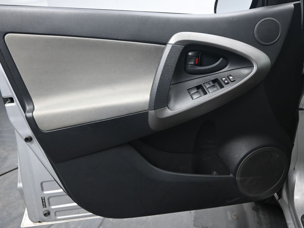 Used 2009 Toyota RAV4 4WD image 20