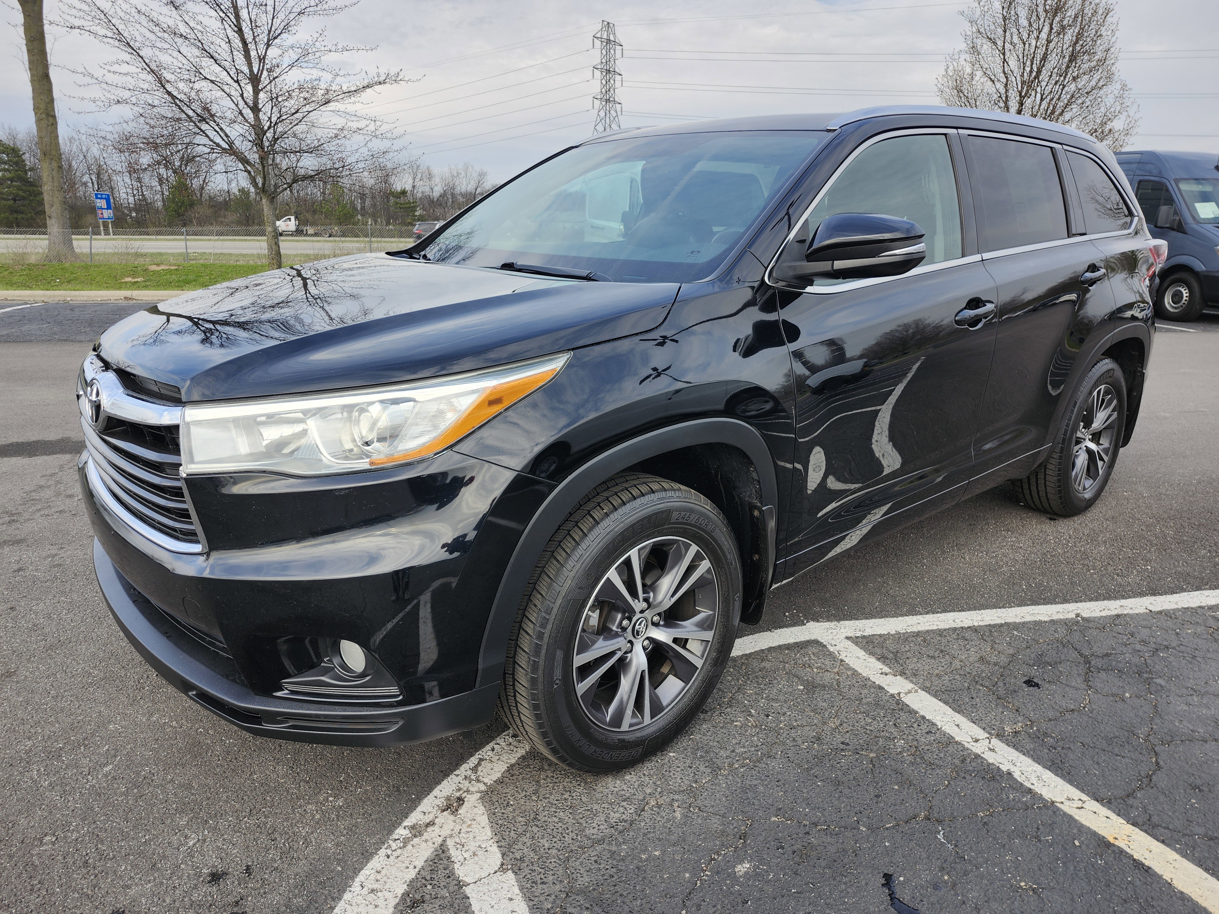 Used 2016 Toyota Highlander XLE image 13