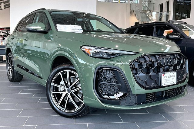 New 2026 Audi Q5 Premium Plus AWD/4WD image 2