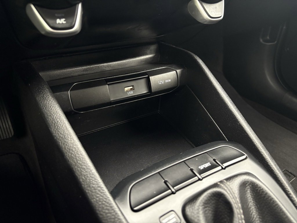 Used 2022 Kia Rio S image 19