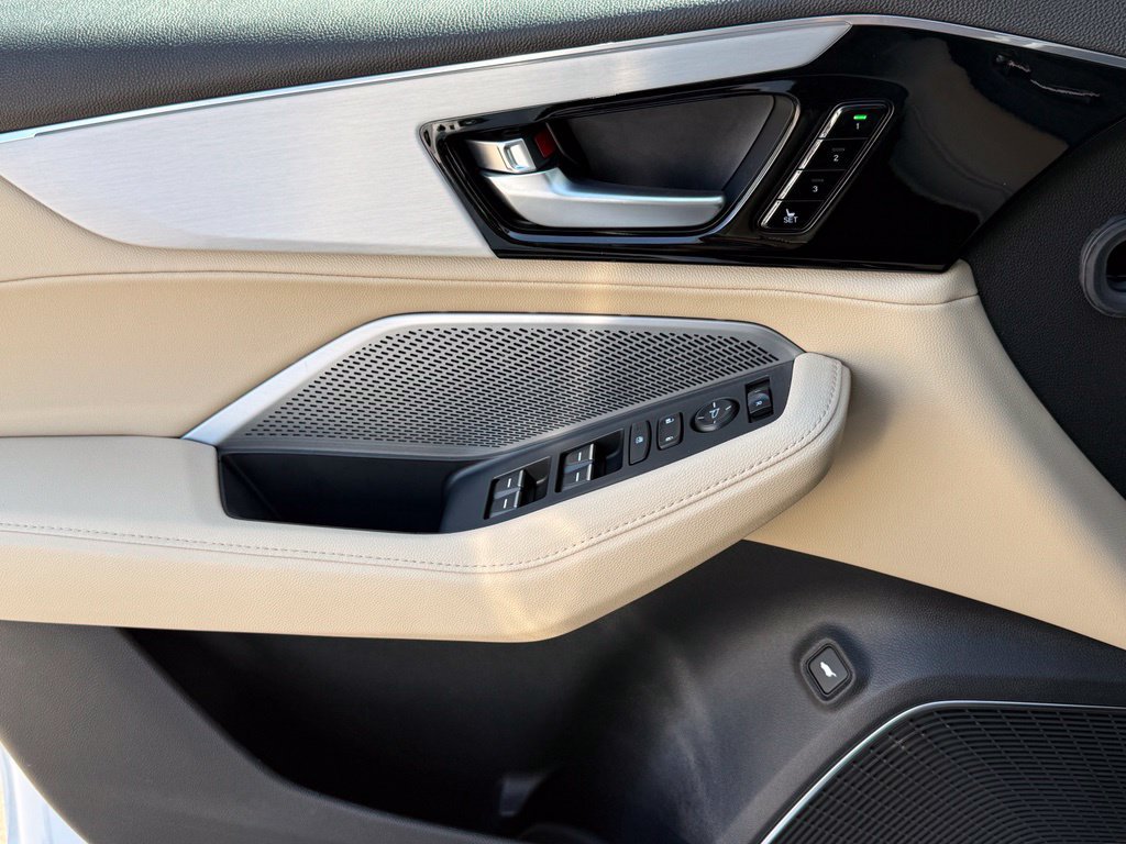 Certified 2026 Acura MDX SH-AWD image 31
