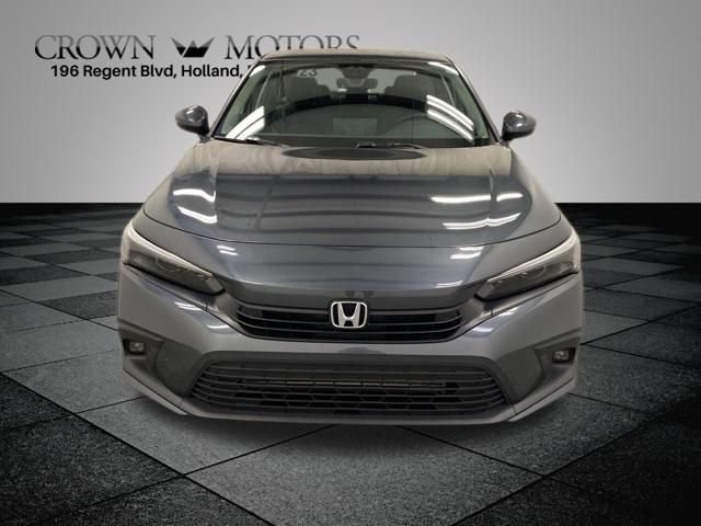 Used 2024 Honda Civic Touring image 2