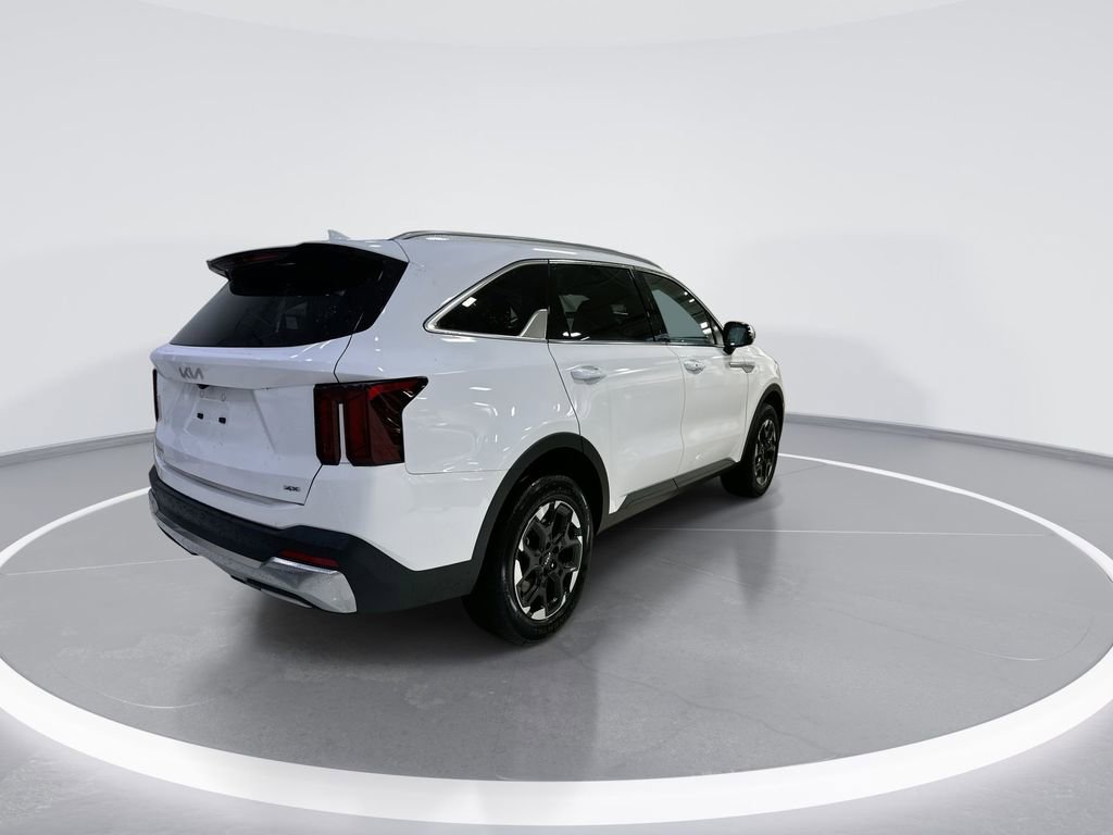 Used 2025 Kia Sorento S w/ Panoramic Sunroof Package image 7