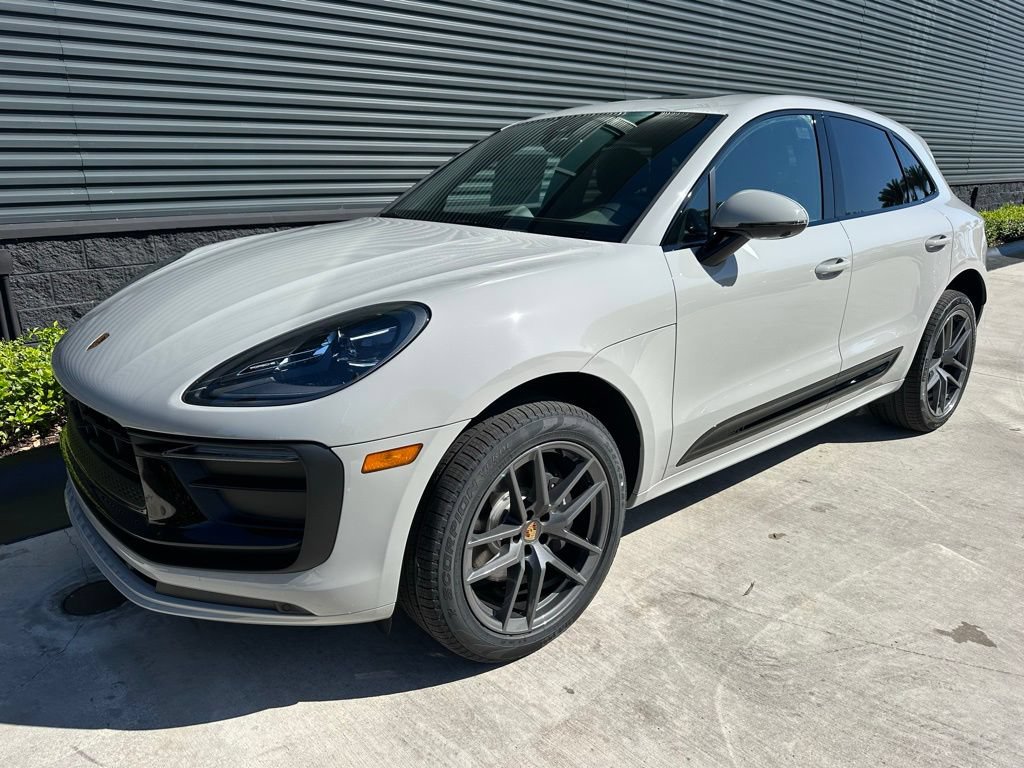 Used 2026 Porsche Macan Turbo AWD/4WD image 7
