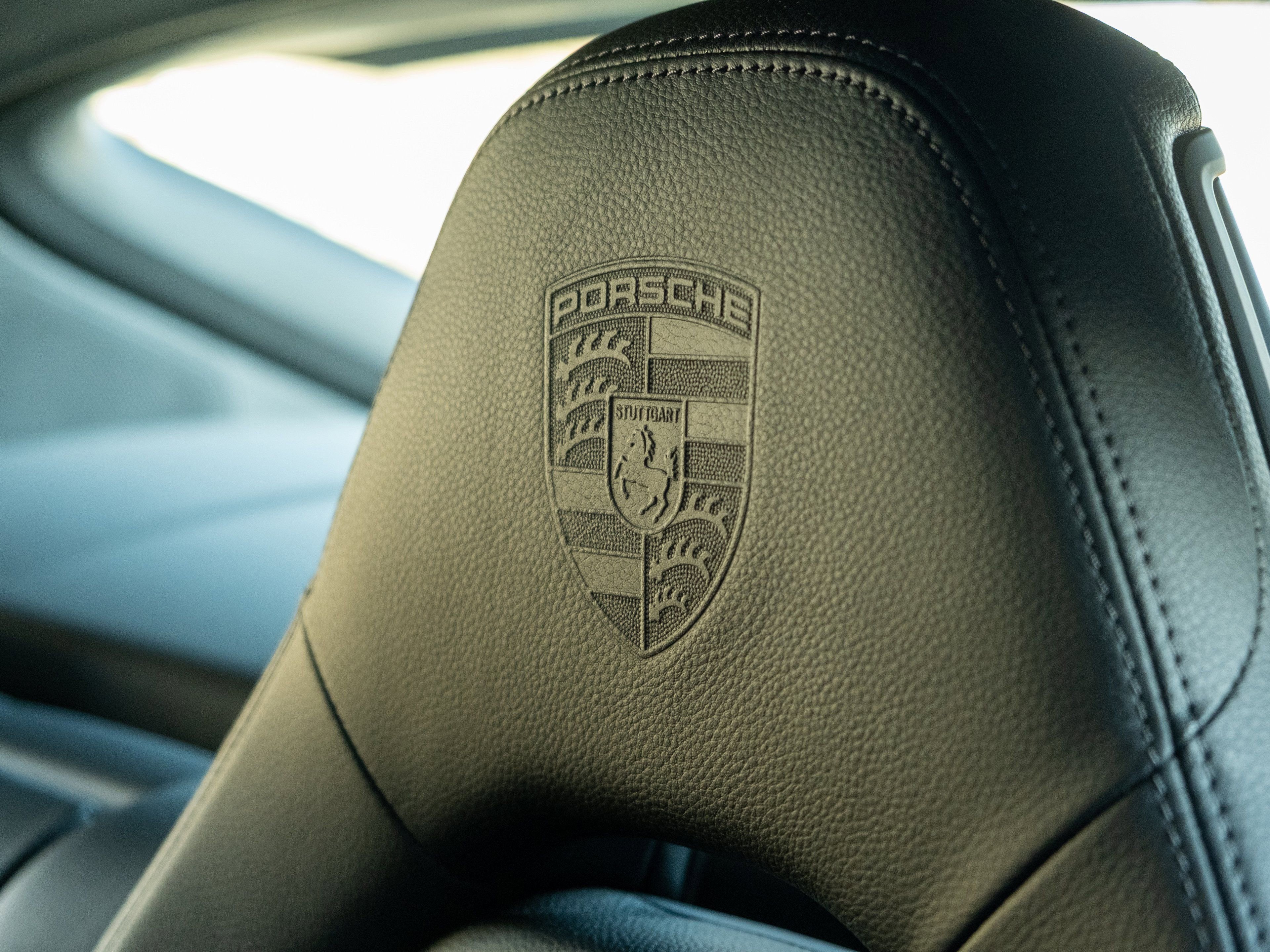 Certified 2023 Porsche Panamera 4 Platinum Edition AWD/4WD image 36
