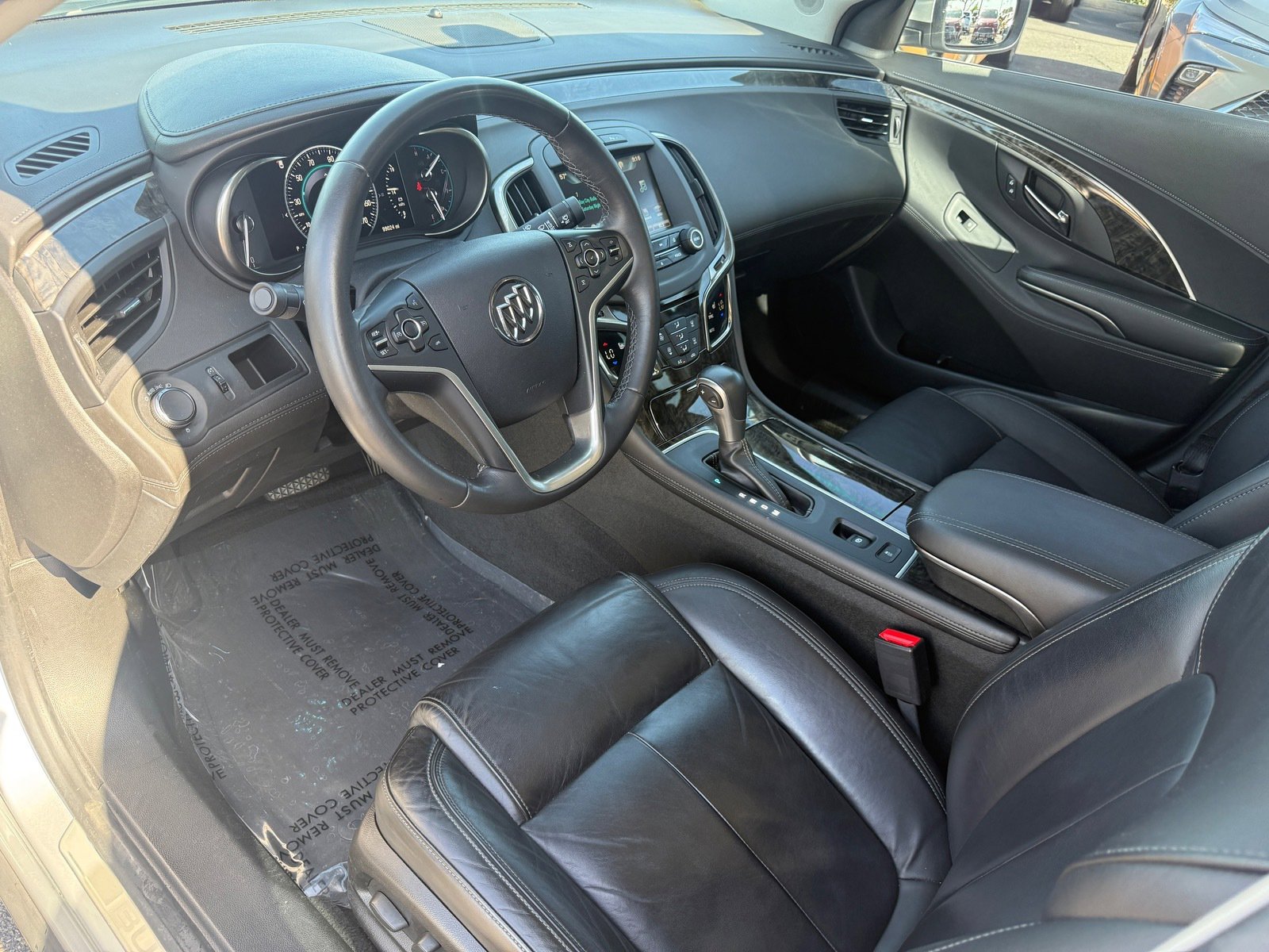 Used 2016 Buick LaCrosse Leather FWD image 12