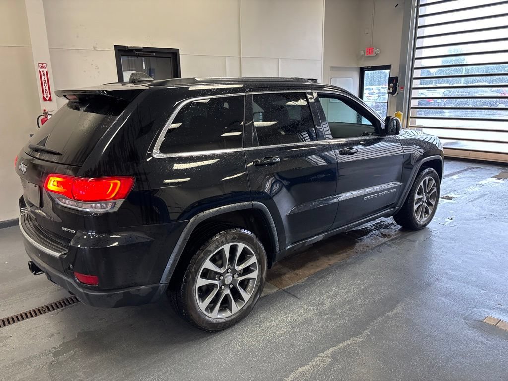 Used 2018 Jeep Grand Cherokee Limited w/ Trailer Tow Group IV AWD/4WD image 9