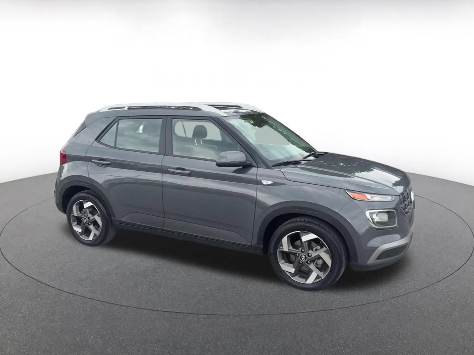 Used 2026 Hyundai Venue SEL FWD video 2