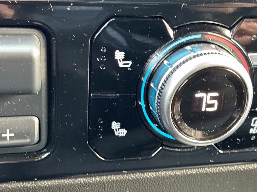 Used 2024 GMC Sierra 3500 SLE w/ SLE Value Package image 30