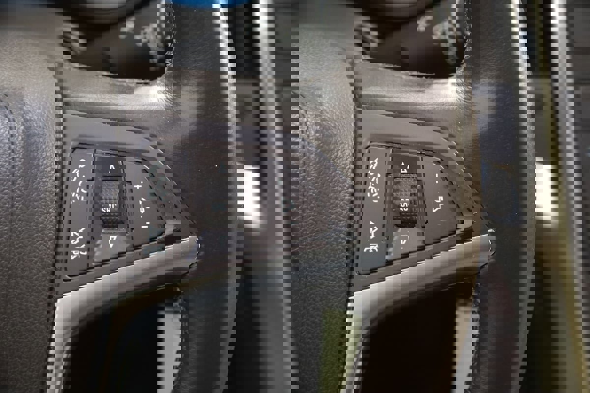 Used 2016 Buick Verano FWD image 31