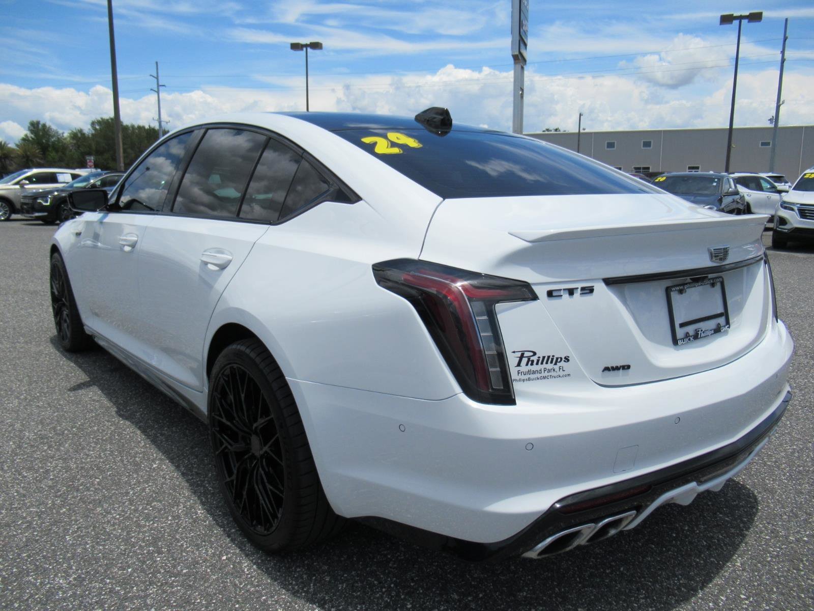 Used 2024 Cadillac CT5 V w/ Platinum Package AWD/4WD image 5