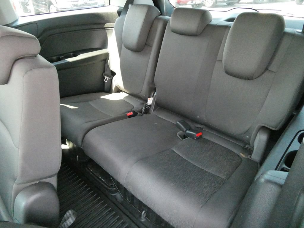 Used 2019 Honda Odyssey EX image 21