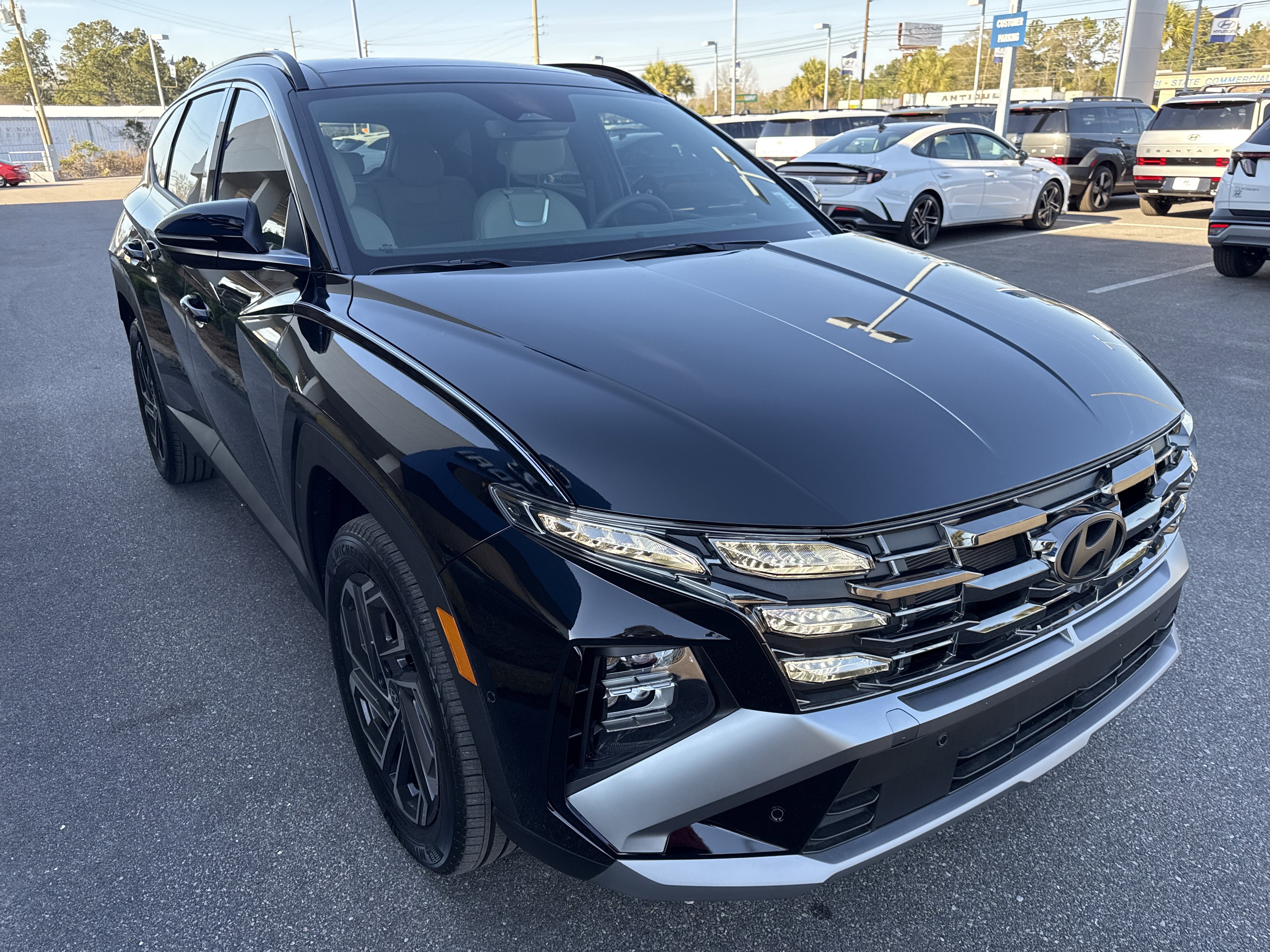 New 2026 Hyundai Tucson Limited w/ Tow & Go Package image 5