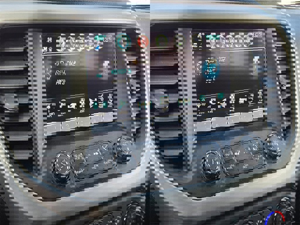 Used 2017 GMC Acadia SLT image 9