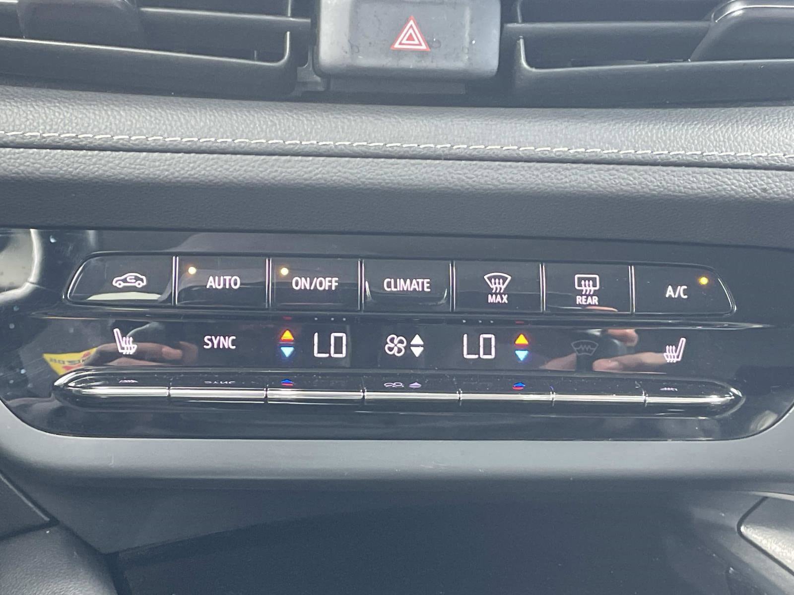 Used 2023 Buick Envision Essence FWD image 27